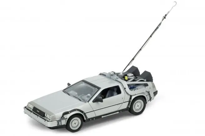 22441 NessiWorld 1 24 BACK TO THE FUTURE II